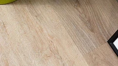 Виниловая плитка Ceramo Vinilam Wood 4 5 Mm 5548 Dub Bryuz